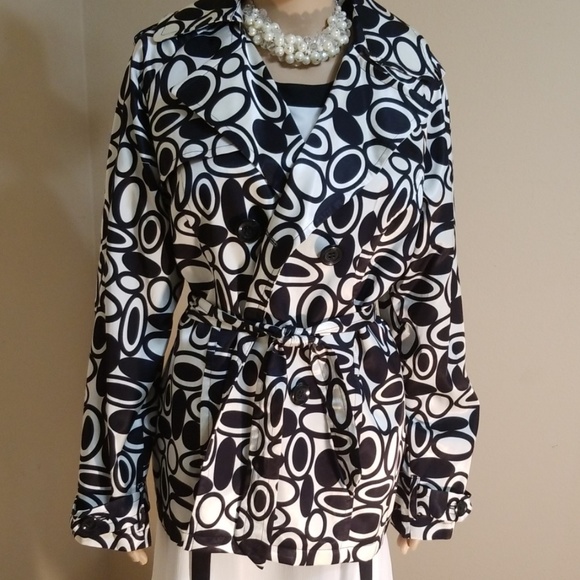 Jacket - Picture 2 of 6